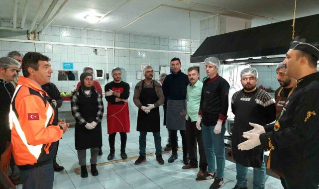 Aşçı ve aşçı yardımcılarından ortak menü