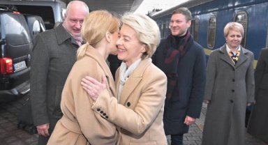 Avrupa Komisyonu Başkanı Leyen, Kiev'de