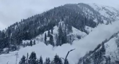 Ayder Yaylası'ndaki çığ kamerada