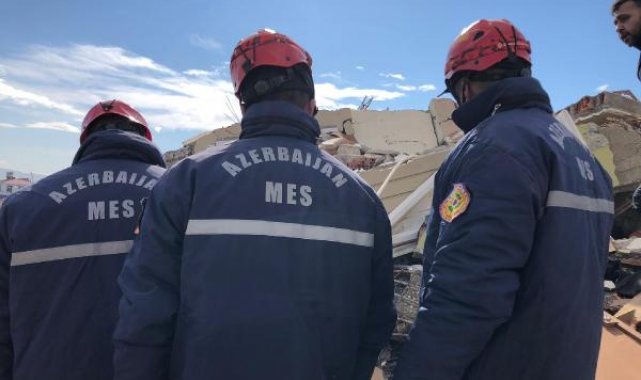 Azerbaycan, 370 kişilik ekiple deprem bölgesinde