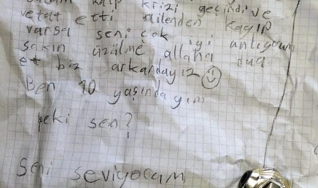 Babasını kaybeden minikten duygulandıran not