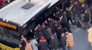 Bahçelievler'de İETT otobüsü durağa girdi: 1 ölü 5 yaralı