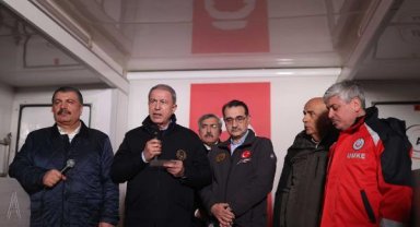 Bakan Akar: TCG İskenderun gemisini görevlendirmek suretiyle, bu gece İskenderun Limanı'na yanaşacak