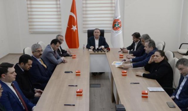 Bakan Bozdağ: Deprem bölgelerinde davalar 2 ay ertelendi