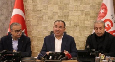 Bakan Bozdağ: İhmali olan 245 şüpheliden 45'i tutuklandı