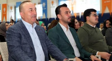 Bakan Çavuşoğlu: Türkiye'yi istikrarsız göstermeye çalışıyorsunuz