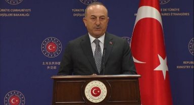 Bakan Çavuşoğlu: Yabancı arama- kurtarma ekipleriyle ilgili iddialar doğru değil