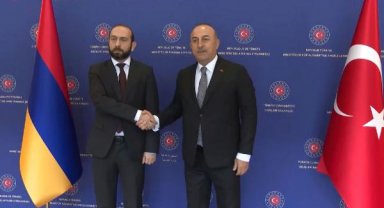 Bakan Çavuşoğlu: Yabancı arama- kurtarma ekipleriyle ilgili iddialar doğru değil