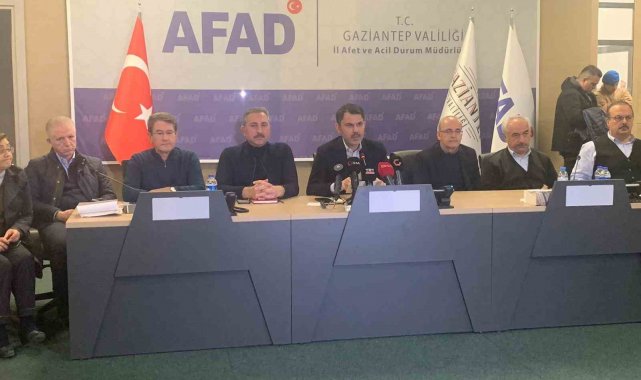 Bakan Kurum depremle ilgili son bilgileri paylaştı: "10 ilde 307 bin 763 bina incelendi"