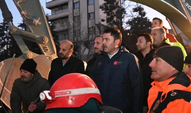 Bakan Kurum, Nurdağı'nda 65 saat sonra mucize kurtuluşa şahit oldu