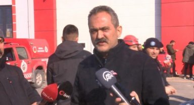 Bakan Özer: 2023 LGS'de 8. sınıf, YKS'de 12. sınıfın ikinci dönem konuları sınav kapsamına dahil olmayacak