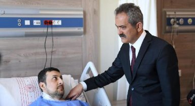 Bakan Özer: Deprem bölgesindeki öğretmenlerin nakilleri sürecini hafta sonu başlatacağız