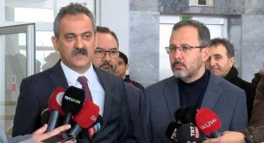 Bakan Özer: Deprem bölgesinden 35 bin 24 öğrenci, diğer illere nakillerini aldırdı