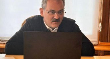 Bakan Özer: Deprem bölgesinden nakil olan öğrencilerde devam şartı aranmayacak