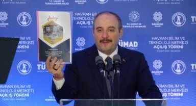 Bakan Varank: Yılda 40 ton altın ekonomiye kazandırılıyor