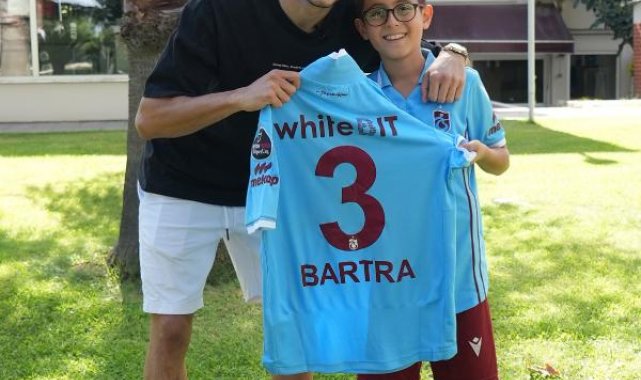 Bartra'dan depremzedeler için açık artırma desteği