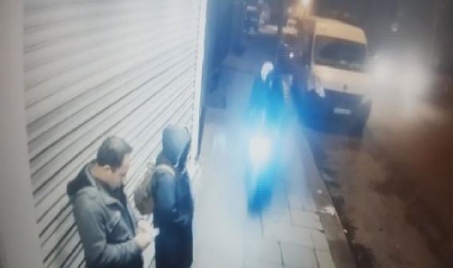 Başakşehir'de motosikletli kapkaççılar telefonu böyle çaldı