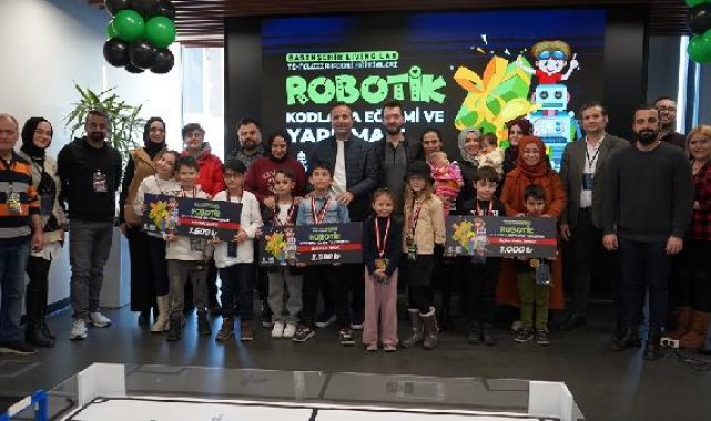 Başakşehir'de ilkokul öğrencilerine robotik kodlama eğitimi verildi