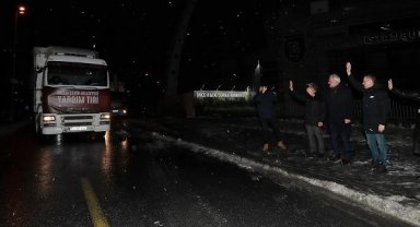 Başakşehir'den 7 yardım TIR'ı deprem bölgesine hareket etti