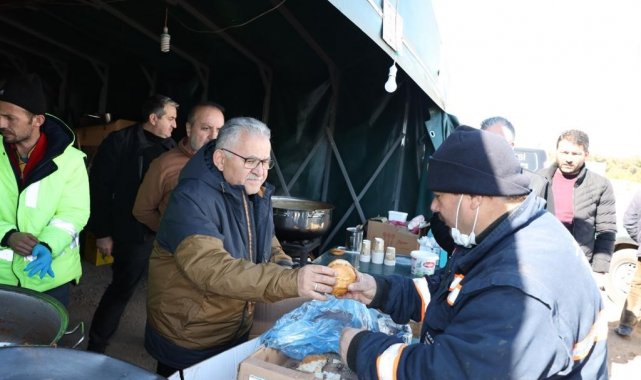 Başkan Büyükkılıç'a Deprem Bölgesi'nden Teşekkür