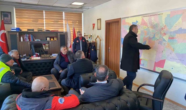 Başkan Büyükkılıç'tan Deprem Bölgesindeki İtfaiye Erlerine Ziyaret