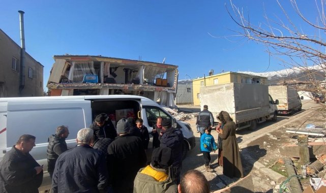 Başkan Özkan Alp deprem bölgesinde