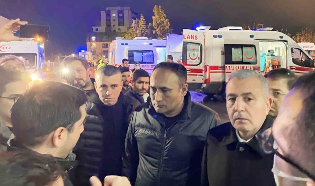 Başkan Yılmaz, hastanede yaralı yakınlarıyla görüştü