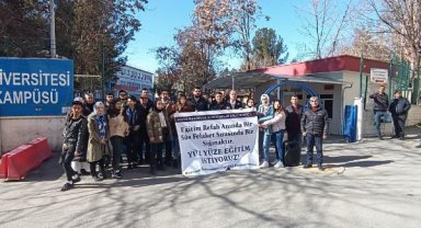 Batman'da öğrencilerden 'uzaktan eğitim kararı' protestosu