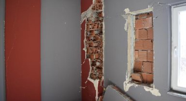 Batman'da Raman Apartmanı'nda patlayan kolonlardan tuğla çıktı