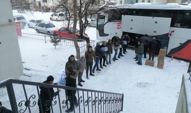 Bayburt halkının yüreği deprem bölgesinde atıyor yardımlar hız kesmeden devam ediyor