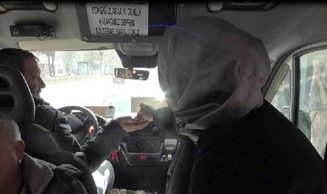 Bilecik'te minibüsçülerin 3 günlük geliri depremzedelere