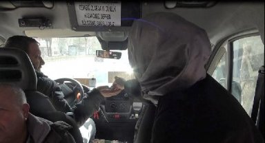 Bilecik'te minibüsçülerin 3 günlük geliri depremzedelere
