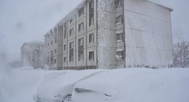 Bitlis'te kar kalınlığı 3 metreyi aştı, 317 köy yolu kapalı