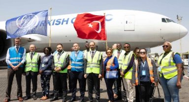 BM Göç Örgütü'nün 240 tonluk yardımı Kenya'dan Türkiye'ye geldi