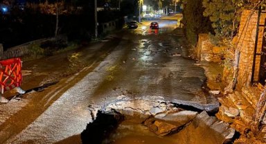 Bodrum'da ana isale hattı patladı