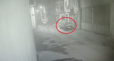 Bursa'da, 8 otomobilden 120 bin liralık far çalan şüpheli yakalandı