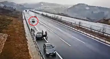 Bursa'daki kazada hayatını kaybeden anne ile 2 kızı, nişandan dönüyormuş