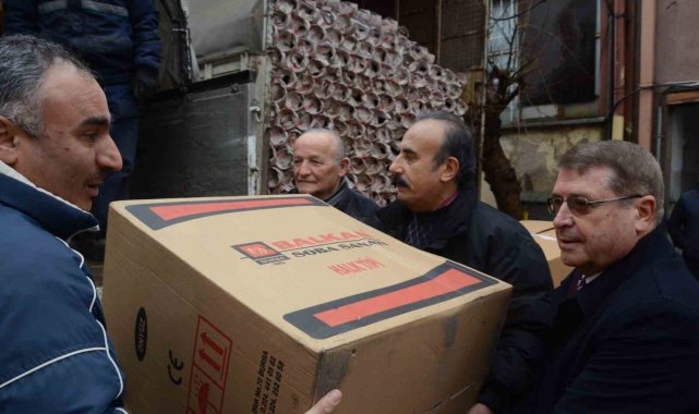 Bursa'dan depremzedelere 600 adet soba yardımı