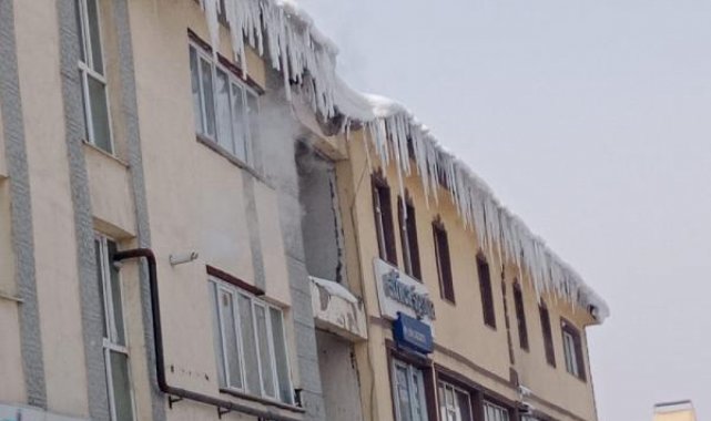 Çaldıran dondu; eksi 33,5