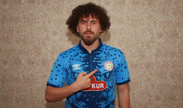 Çaykur Rizespor Ögün Özçicek'i kiraladı