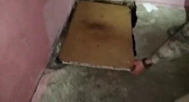 Cinayetten hüküm giyen baba evinin zeminindeki çukurda, oğlu tavan arasında yakalandı