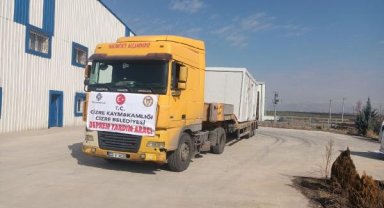 Cizre'de deprem bölgesi için konteyner üretimi