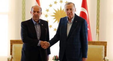 Cumhurbaşkanı Erdoğan, KKTC Cumhurbaşkanı ve Başbakanını kabul etti