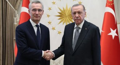 Cumhurbaşkanı Erdoğan, NATO Genel Sekreteri Stoltenberg ile görüştü