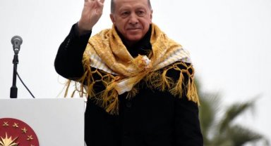 Cumhurbaşkanı Erdoğan: Türkiye'nin ayağına tekrar prangalar vuramayacaksınız