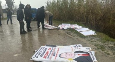 Cumhurbaşkanı Erdoğan'ın afişleri dereye atıldı