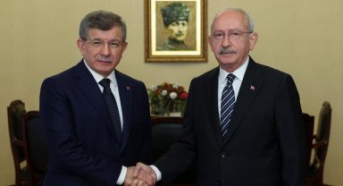 Davutoğlu'ndan, Kılıçdaroğlu'na baş sağlığı ziyareti