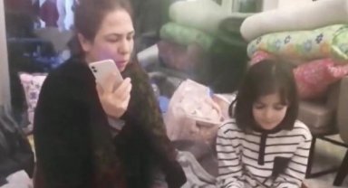 Defne, TIR'ın önünü kesip deprem bölgesine yardım gönderdi