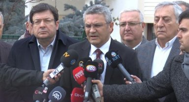 Deniz Baykal hayatını kaybetti