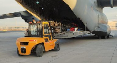 Deprem bölgesinden 255 kişi İstanbul'a getirildi
